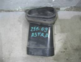 Патрубок воздушный для Opel Astra J 2010 -  запчасти бу