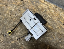 Замок багажника для Volvo XC90 2002-2014  запчасти бу