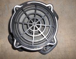 Динамик двери задней   для Peugeot 3008 2010-2016  запчасти бу