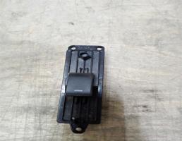 Кнопка стеклоподъемника задней левой двери для Mazda Mazda 6 (GH) 2007-2012  запчасти бу