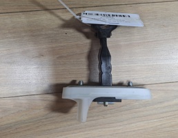 Ограничитель двери для Lexus RX 350/450H 2017-2019  запчасти бу