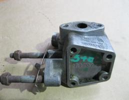 Кронштейн для Skoda Octavia (A4 1U-) 2000-2011  запчасти бу