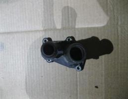 Корпус термостата для Ford Focus II 2005-2008  запчасти бу