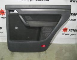 Обшивка двери задней правой для VW Touran 2003-2010  запчасти бу