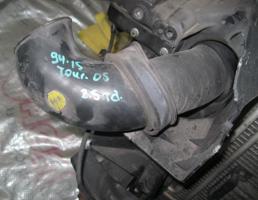 Патрубок воздушного фильтра для VW Touareg 2002-2010  запчасти бу