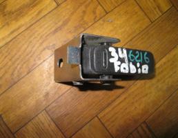 Крючок для Skoda Fabia 2007-2015  запчасти бу