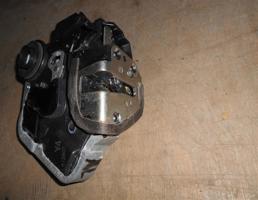 Замок двери задней левой для Toyota Avensis II 2003-2008  запчасти бу