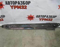 Балка под радиатор для Peugeot 308 2007-2011  запчасти бу