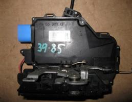 Замок двери задней левой для Skoda Octavia (A5 1Z-) 2004-2013  запчасти бу