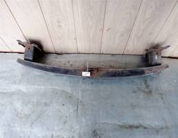 Усилитель переднего бампера для VW Golf V 2003-2009  запчасти бу