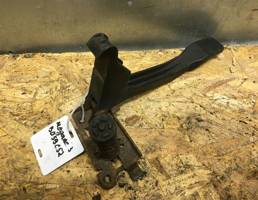 Крючок капота для Renault Megane III 2009-2016  запчасти бу