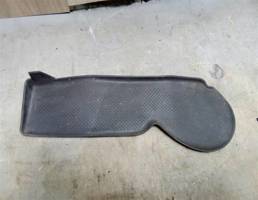 Коврик для VW Passat (B6) 2005-2010  запчасти бу