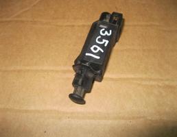 Датчик включения стопсигнала для VW Transporter T4 1996-2003  запчасти бу