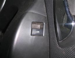 Кнопка стеклоподъемника для Chevrolet Cruze 2009 - 2015  запчасти бу