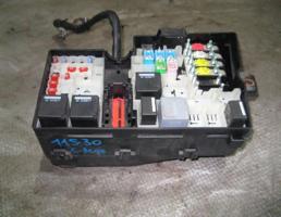 Блок предохранителей для Ford C-MAX 2003-2011  запчасти бу