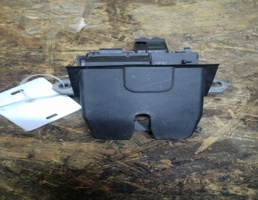 Замок багажника для Ford Focus II 2008-2011  запчасти бу