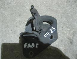 Замок капота для Skoda Fabia 1999-2006  запчасти бу