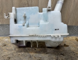 Бачок омывателя лобового стекла для Opel Antara 2007-2011  запчасти бу