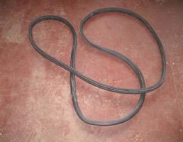 Уплотнитель крышки багажника для Skoda Fabia 1999-2006  запчасти бу