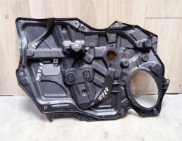 Накладка двери передней левой для Mazda Mazda 3 (BL) 2009-2013  запчасти бу