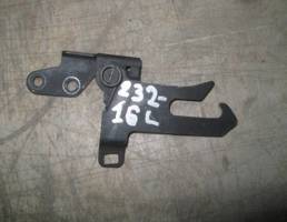 Замок капота левый для Volvo XC90 2002-2014  запчасти бу