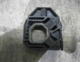 Кронштейн радиатора для VW Touran 2003-2010  запчасти бу