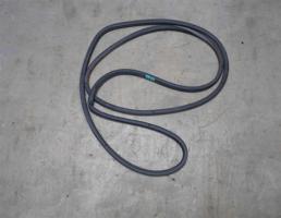 Уплотнитель двери задней левой для VW Touran 2003-2010  запчасти бу