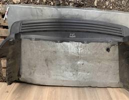 Накладка заднего бампера для Land Rover Discovery III 2004-2009  запчасти бу