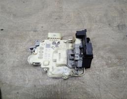 Замок двери передней правой для VW Passat (B6) 2005-2010  запчасти бу