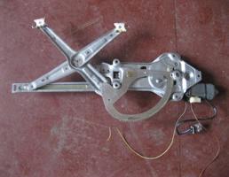 Стеклоподъемник электр. передний правый для BMW 5-серия E34 1988-1995  запчасти бу