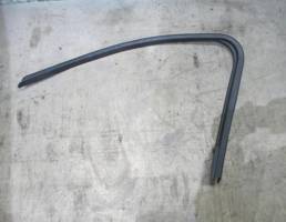 Накладка двери передней правой для Ford Focus II 2005-2008  запчасти бу