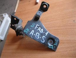 Кронштейн блока ABS (насос) для Skoda Fabia 1999-2006  запчасти бу