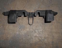 Кожух замка капота для Mazda Mazda 3 (BL) 2009-2013  запчасти бу