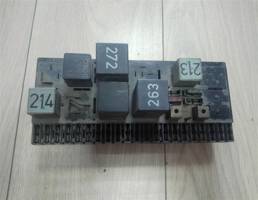 Блок реле для Audi 80 /90 (B3) 1986-1991  запчасти бу