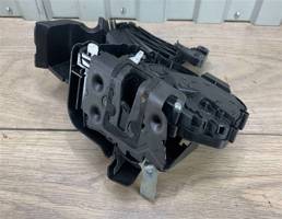Замок двери задней левой для Ford Focus II 2008-2011  запчасти бу