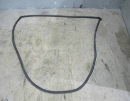 Уплотнитель двери передней правой для Honda CR-V 2007-2012  запчасти бу