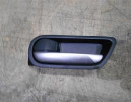 Ручка двери задней внутренняя левая для Mazda Mazda 3 (BL) 2009-2013  запчасти бу