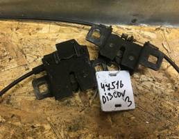 Замок капота для Land Rover Discovery III 2004-2009  запчасти бу