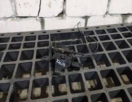 Замок капота для VW Golf IV/Bora 1997-2005  запчасти бу