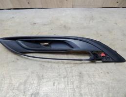 Рамка противотуманой фары правой для Opel Astra J 2010 -  запчасти бу