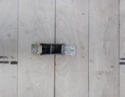 Кронштейн переднего бампера левый для BMW X3 E83 2004-2010  запчасти бу