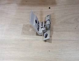 Петля двери задней левой нижняя для BMW 5-серия E60/E61 2003-2009  запчасти бу