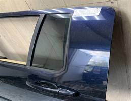 Стекло двери задней левой (форточка) для Land Rover Discovery III 2004-2009  запчасти бу