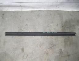 Уплотнитель стекла задней левой двери для Ford Focus II 2008-2011  запчасти бу