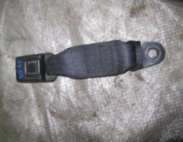 Ответная часть ремня безопасности для Ford C-MAX 2003-2011  запчасти бу