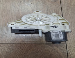 Мотор стеклоподъемника задний левый для Renault Laguna III 2007-2012  запчасти бу