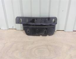 Кронштейн переднего бампера правый для Opel Astra J 2010 -  запчасти бу