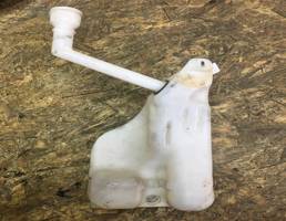 Бачок омывателя лобового стекла для Renault Megane III 2009-2016  запчасти бу