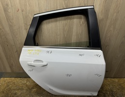 Дверь задняя правая для Opel Astra J 2010 -  запчасти бу