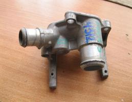 Фланец двигателя системы охлаждения для Ford Focus II 2005-2008  запчасти бу